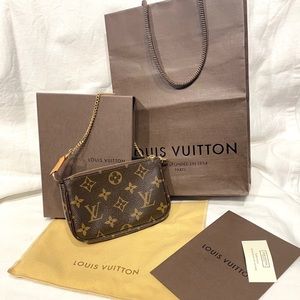 🤎Louis Vuitton🤎 Monogram Pochette